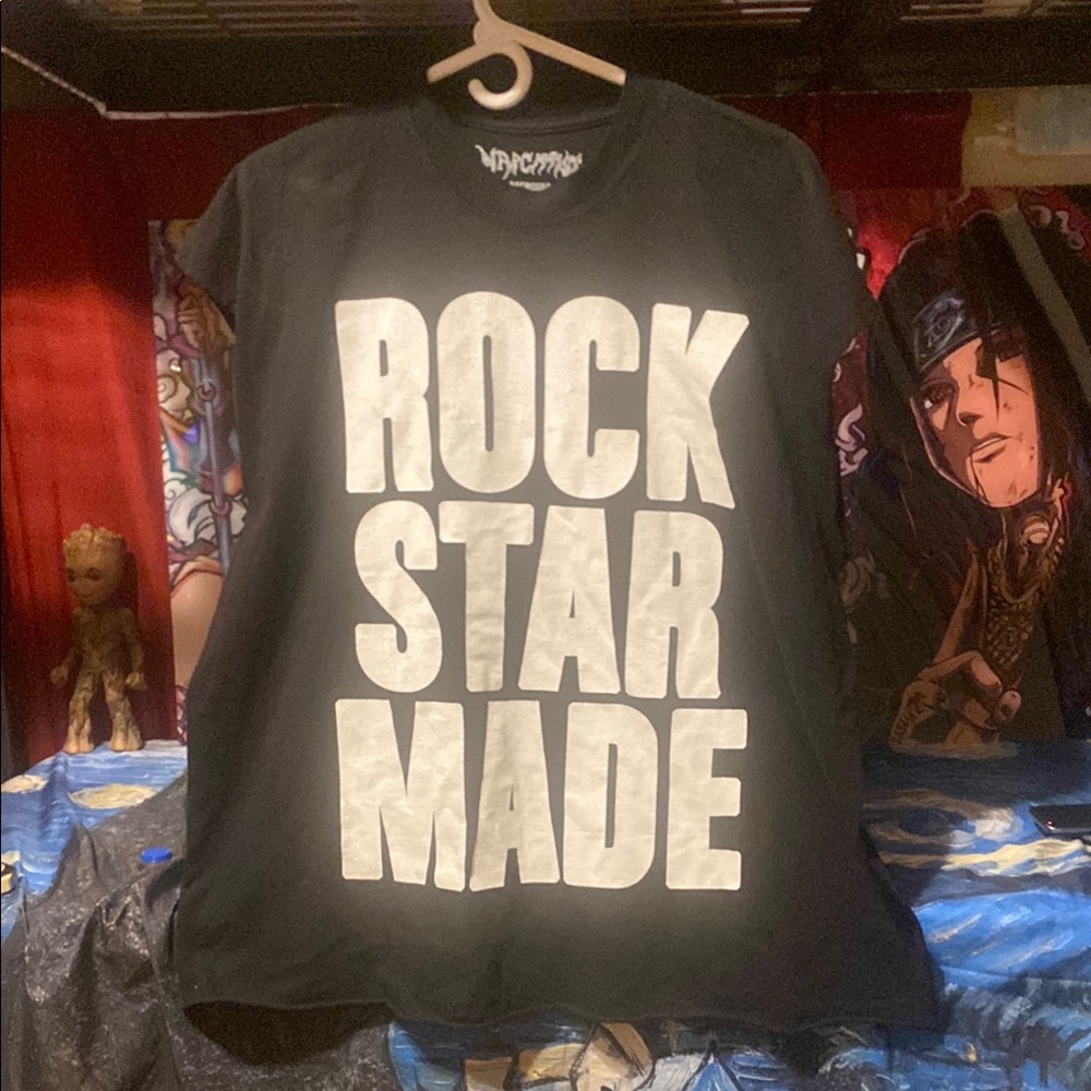 Men’s size Medium Playboi Carti rock star made sleeveless blackt shirt WLR tour